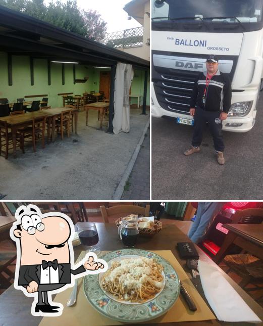 Dai un'occhiata agli interni di Ristorante corte nuova
