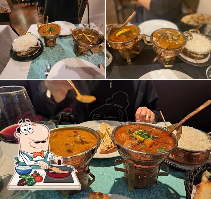 Pollo al curry al INDIA TOWN RESTARAUNT Authentic indian cusine