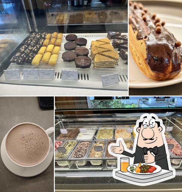 Food at Albatros - Patisserie, Ice cream, Viennoiserie