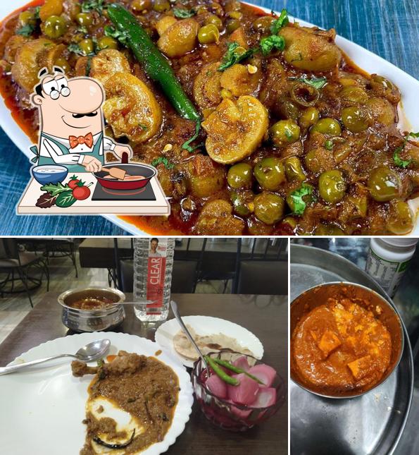 Chicken curry at PINDI RESTAURANT