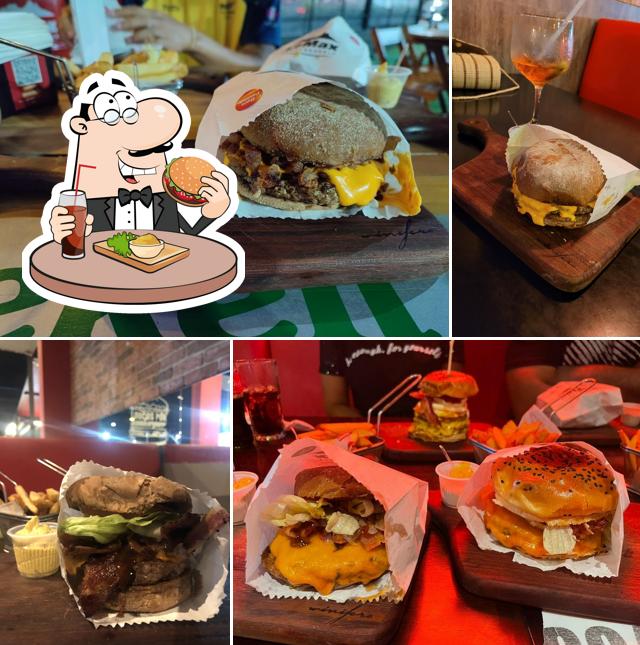 Peça um hambúrguer no LeMax Hamburgueria - Abelardo Bueno