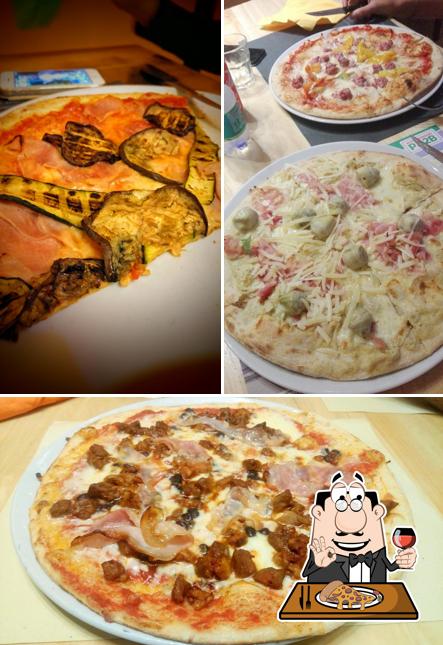 Prenditi tra le molte varianti di pizza