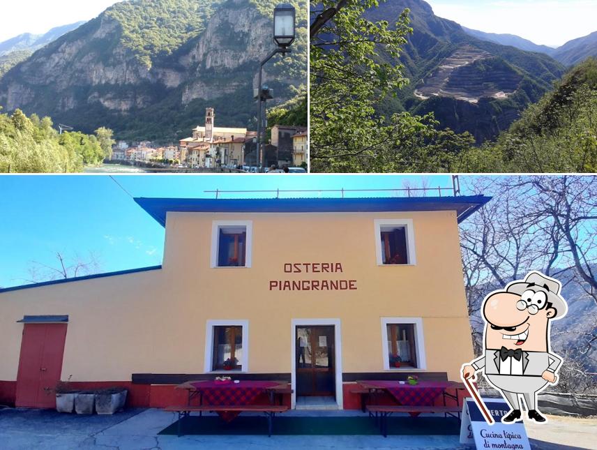 Goditi la vista dall'area esterna di Osteria Piangrande