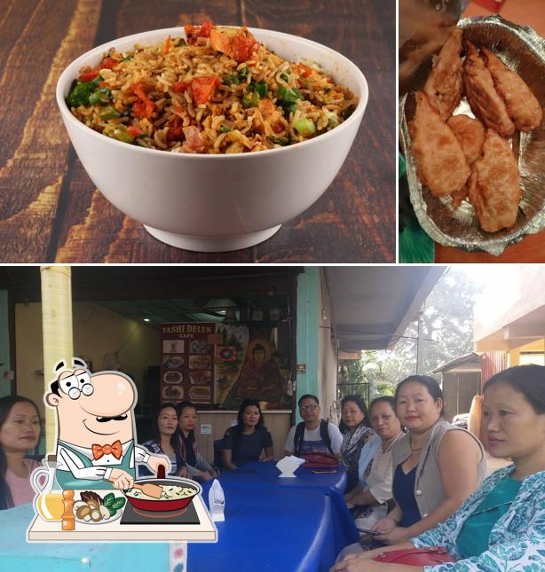 Fried rice at Tashi Delek Cafe
