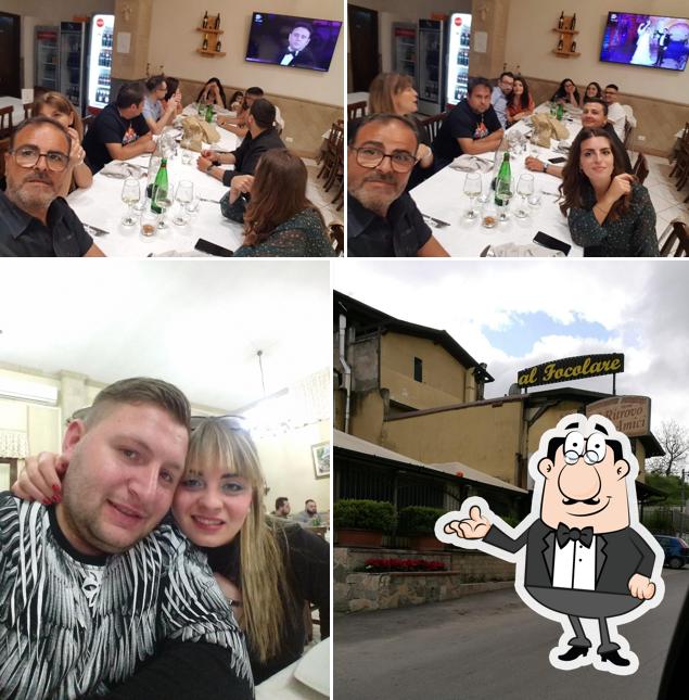 Siediti a un tavolo di Il Ritrovo Degli Amici