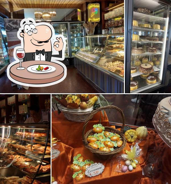 Platti al Pasticceria Giovannini