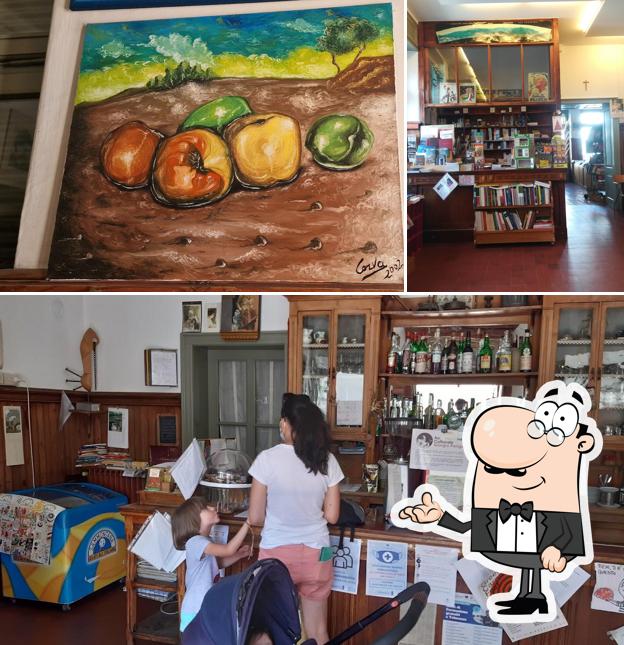 La foto di interni e cibo da Bar Centrale Di Maria Luisa De Marchi
