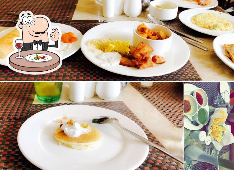 Food at Neel Mahal - Radisson Blu