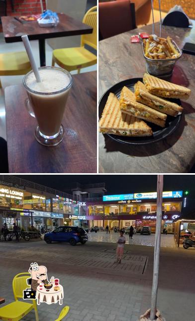 The image of ZOOP CAFE’s food and exterior