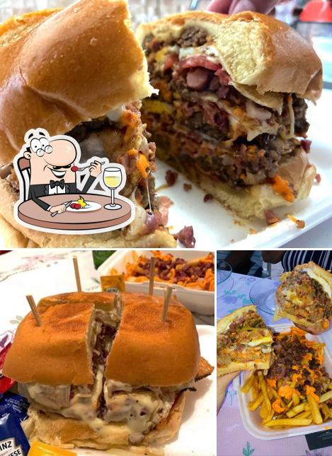 Sanduíche de carne de porco desfiada em GORDO LANCHES