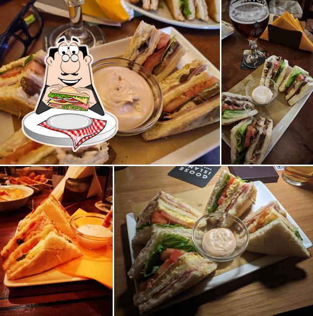 Club sandwich al St.John'S Pub