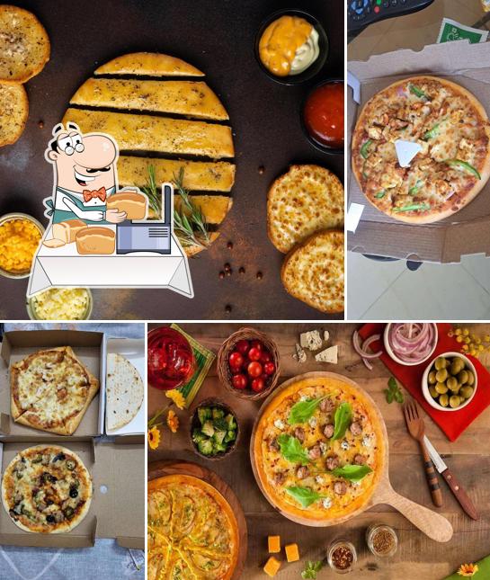 Garlic bread at La Pino'z Pizza