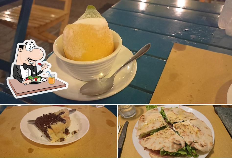 Platti al Pizzeria Fuori Rotta