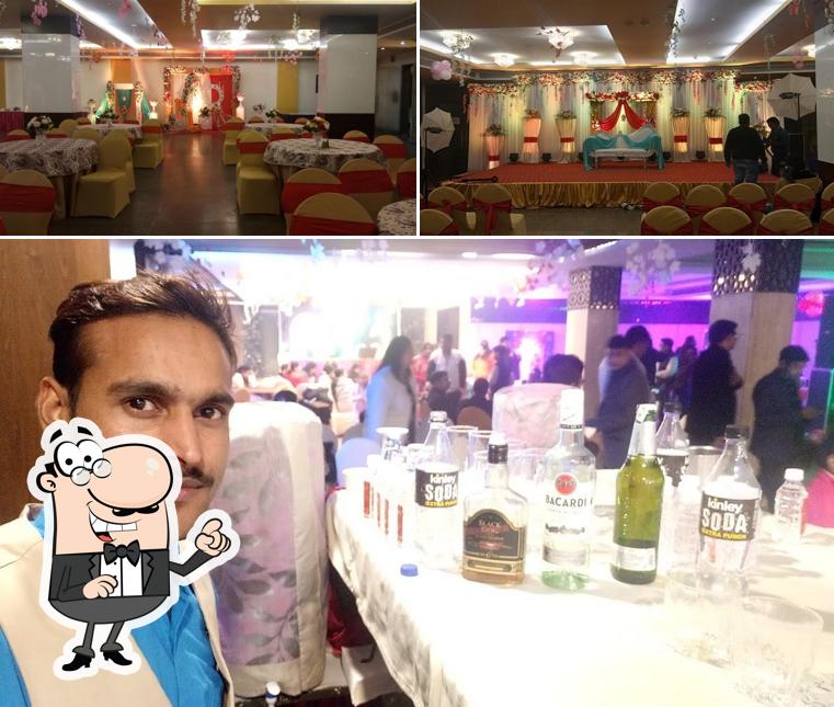Check out how HANGOUT - THE LOUNGE BAR looks inside