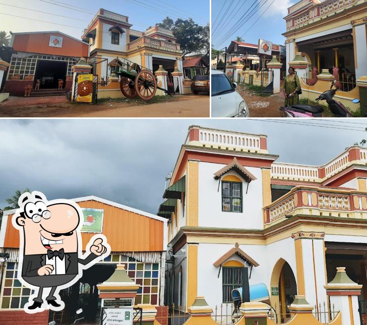 The exterior of Chellammals Manpaanai Samayal