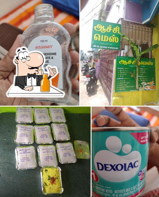 Enjoy a drink at Aachi Mess