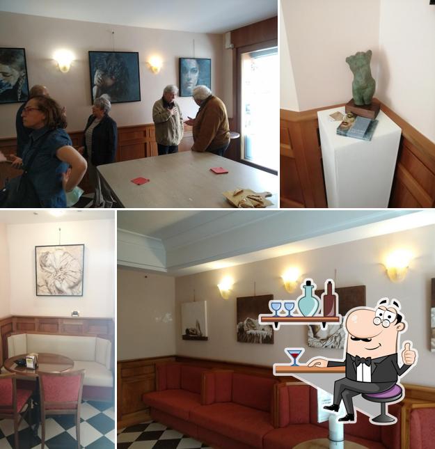Dai un'occhiata agli interni di Caffè Di Porta Trova