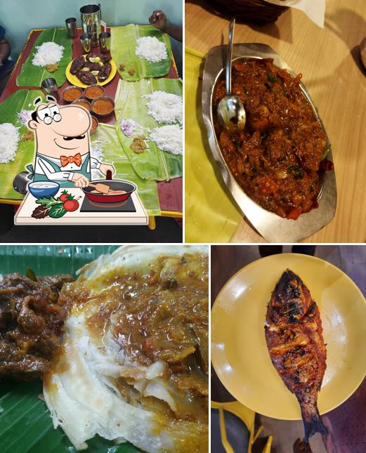 Chicken curry at Hotel Rajaparvai Thoothukudi