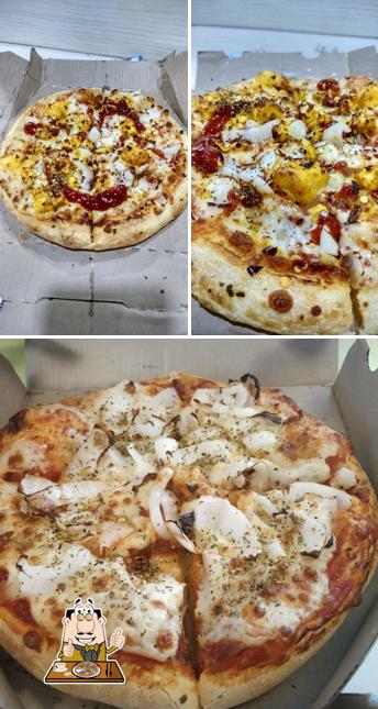 Order pizza at Domino's Pizza K.R. Puram, Bengaluru