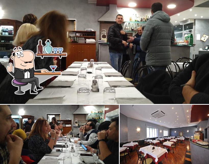 Siediti a un tavolo di Mr. Food