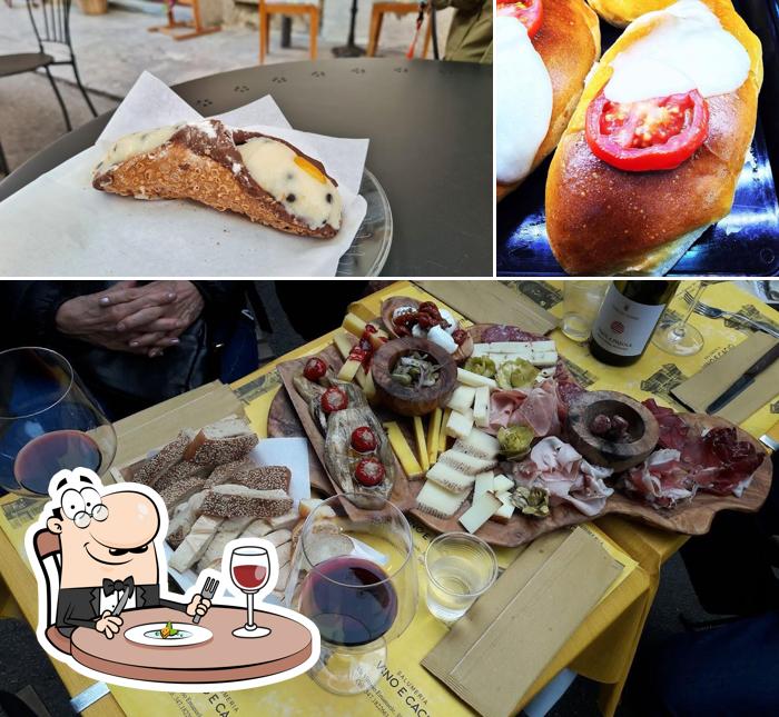 Cibo al Caffetteria del Corso