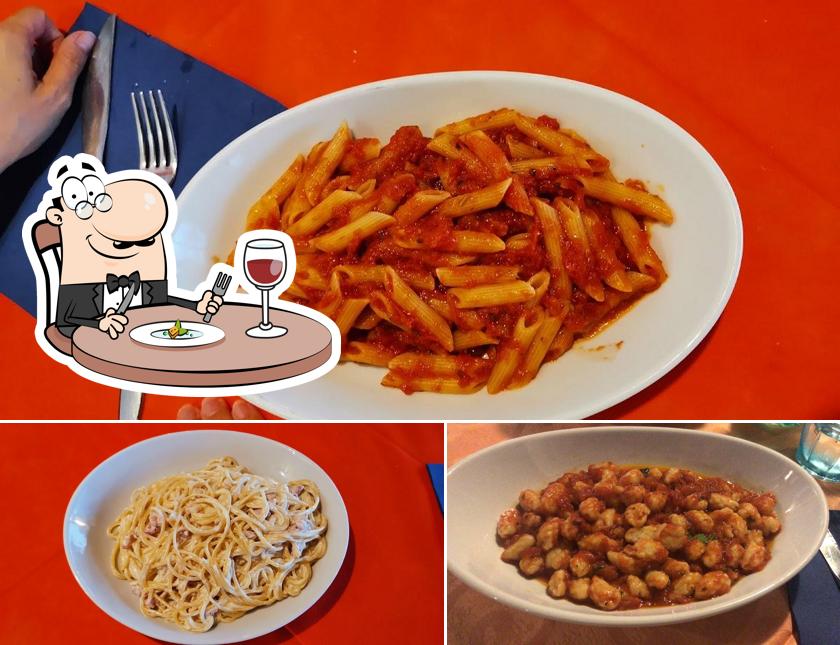 Platti al GASTRONOMIA d'asporto LA VECCHIA STAZIONE