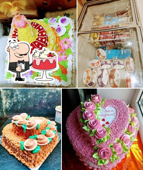 See the pic of Eleven star bakery