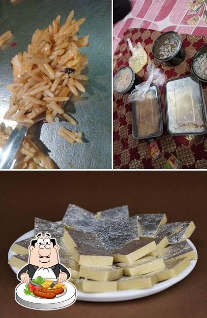 The photo of food and interior at Shri Ganesh Sweets