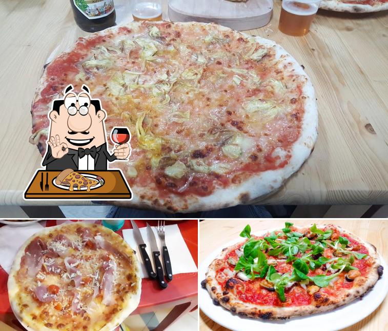 Scegli tra le molte varianti di pizza