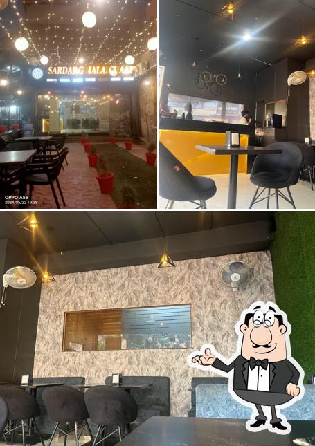 The interior of Sardar G Malai Chaap Junction (Bistro 21)
