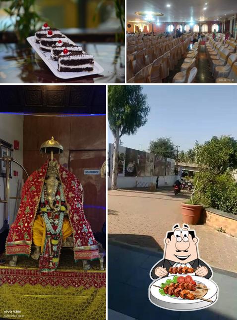 Among various things one can find food and exterior at Swiss Traffalgaar Luxury Hotels