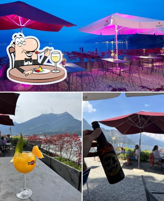 Guarda la foto che mostra la cibo e interni di Riverside Snack Bar
