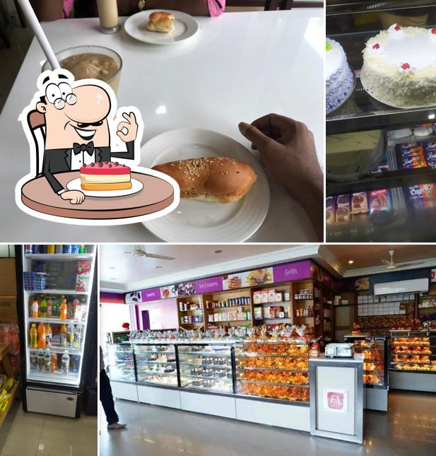 Cheesecake at Thomson Bakery