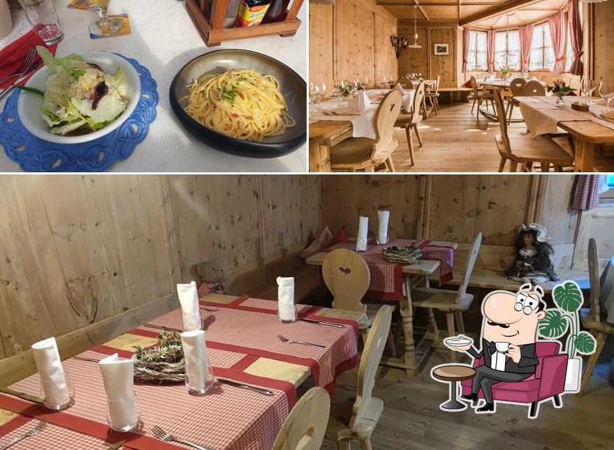 La interni e cibo del ristorante