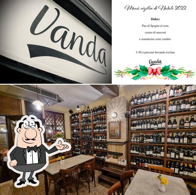 Dai un'occhiata agli interni di Vanda