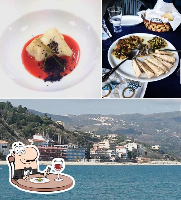 La cibo e esterno del ristorante
