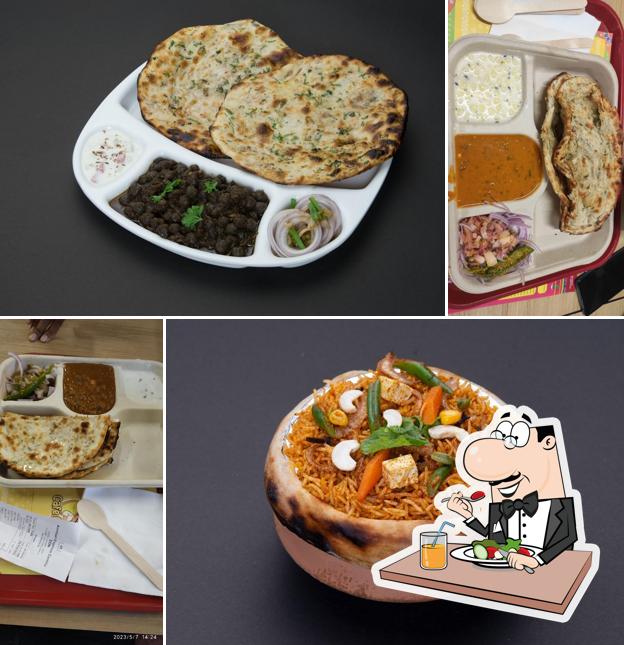 Food at Amritsari Express