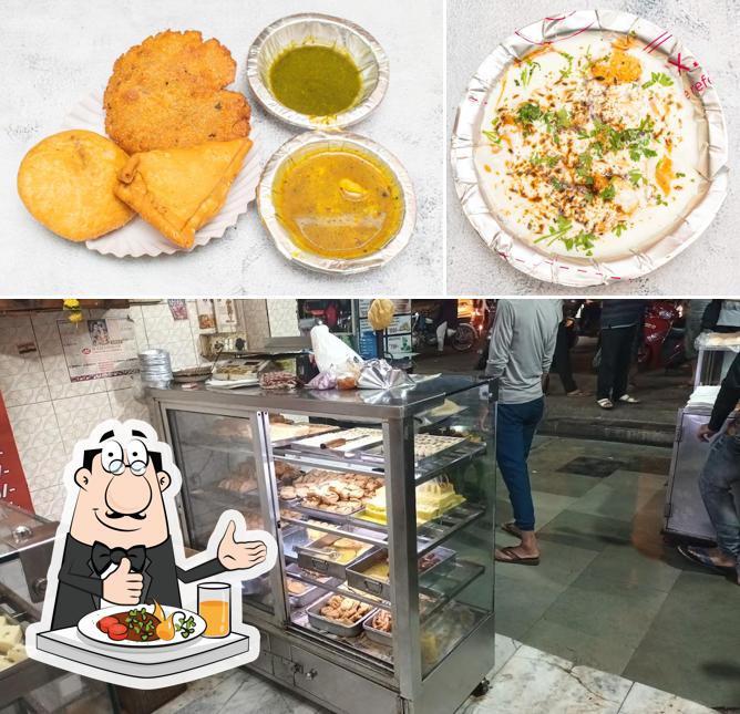 Food at Agra Chat Centre