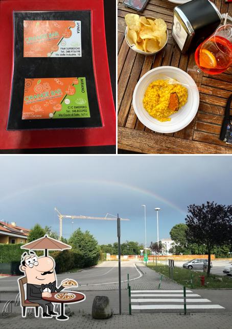 Gli esterni di Orange Bar