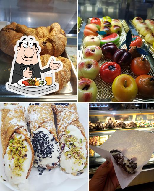 Platti al Bar Caffè Al Ciclope 2 Marzamemi