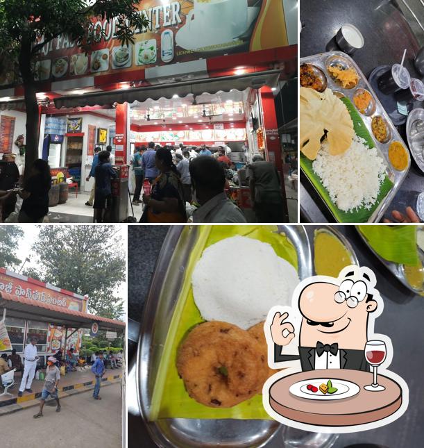 Food at Balaji Fast Food Center, Near Vijayawada Bus Stand