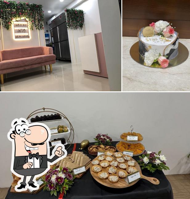 Bonne Bouche - Themed & Corporate High Tea Setup & Dessert Spreads Shop in Nagpur is distinguished by interior and food