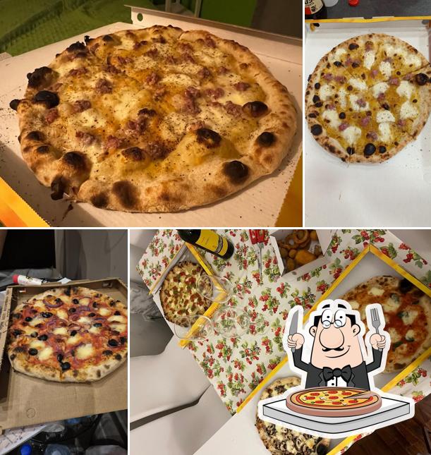 Prenditi una pizza a Rosso Fuoco Pizzeria