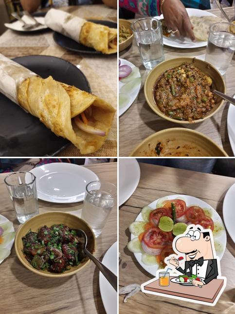 Food at Sarada Hotel And Restaurant