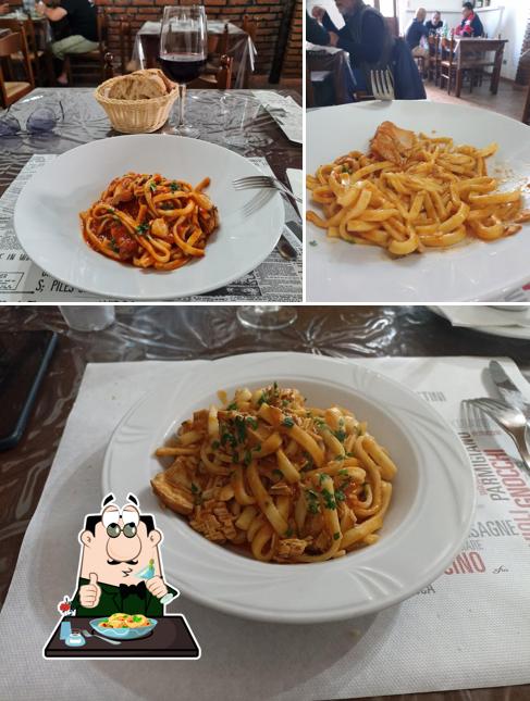 Tagliatelle al Antica Trattoria Marconi A "Carticcia"