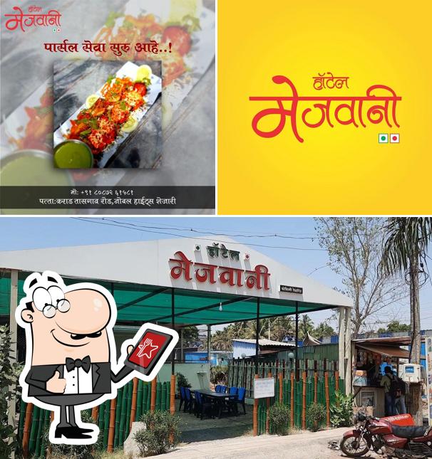 Among various things one can find exterior and food at HOTEL MEJWANI ASHTA
