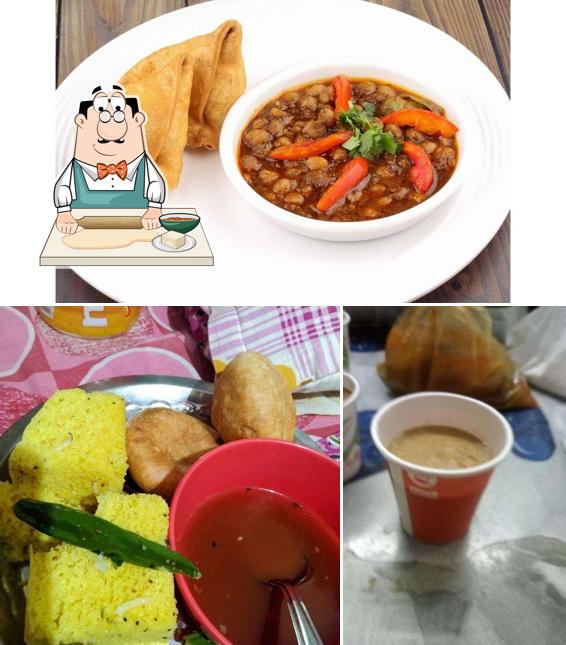 Samosa at Raj Sweets