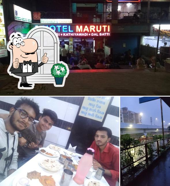 The exterior of Hotel Maruti