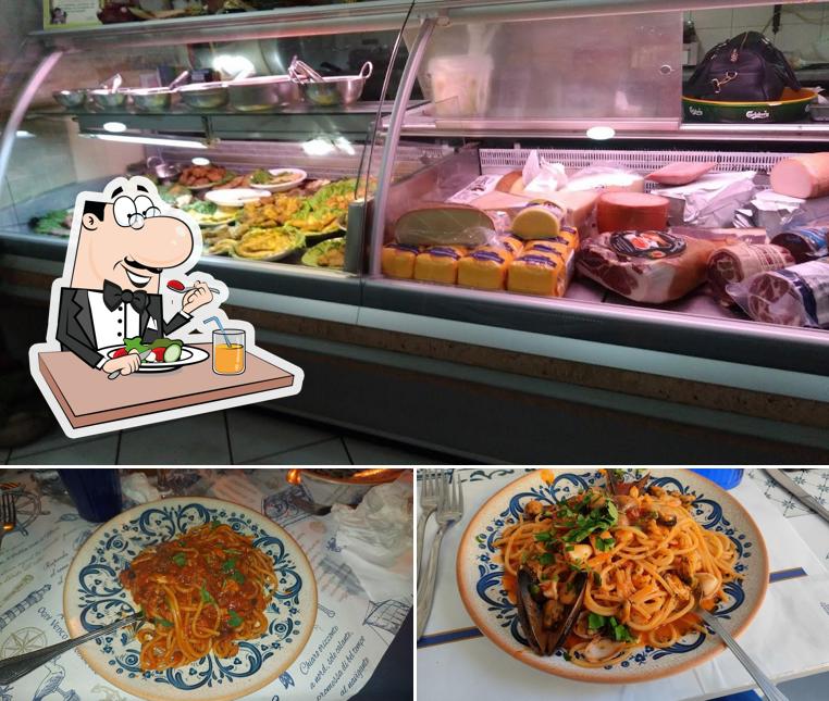 Spaghetti al Ristorante - Trattoria Cu Mangia Fa Muddrichi