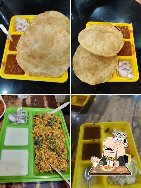 Food at Roti Curry